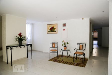 Apartamento à venda com 85m², 3 quartos e 2 vagas Apartamento à venda com 85m², 3 quartos e 2 vagasHall de Entrada