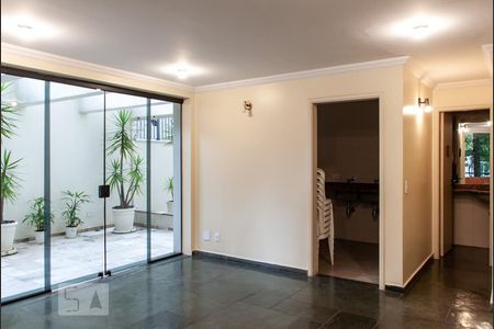 Apartamento à venda com 57m², 2 quartos e 1 vagaÁrea Comum do Prédio - Salão de Festa