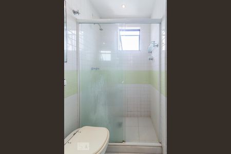 Apartamento à venda com 175m², 3 quartos e 3 vagas Apartamento à venda com 175m², 3 quartos e 3 vagasBanheiro da Suíte