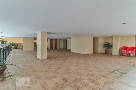 Apartamento à venda com 175m², 3 quartos e 3 vagas Apartamento à venda com 175m², 3 quartos e 3 vagasÁrea comum