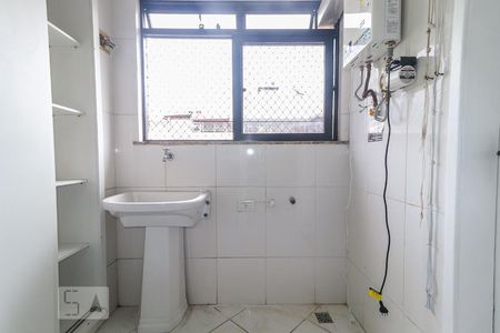 Apartamento à venda com 175m², 3 quartos e 3 vagas Apartamento à venda com 175m², 3 quartos e 3 vagasÁrea de Serviço