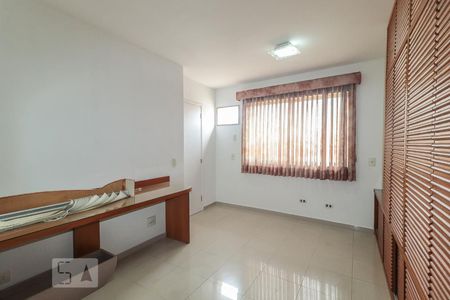 Apartamento à venda com 175m², 3 quartos e 3 vagas Apartamento à venda com 175m², 3 quartos e 3 vagasQuarto 3