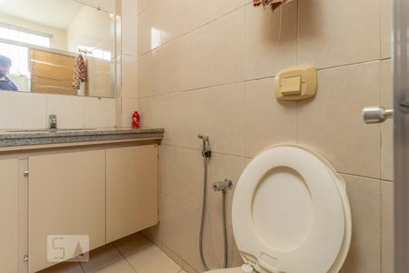 Banheiro da Suíte de apartamento para alugar com 3 quartos, 80m² em Padre Eustáquio, Belo Horizonte