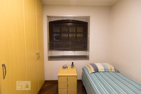 Casa à venda com 183m², 4 quartos e 3 vagas Casa à venda com 183m², 4 quartos e 3 vagasQuarto 3