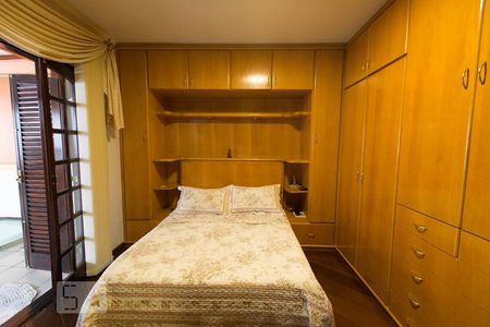 Casa à venda com 183m², 4 quartos e 3 vagas Casa à venda com 183m², 4 quartos e 3 vagasSuíte