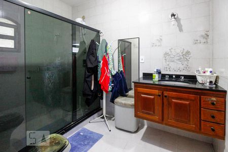 Casa à venda com 500m², 3 quartos e 6 vagasBanheiro da Suíte 