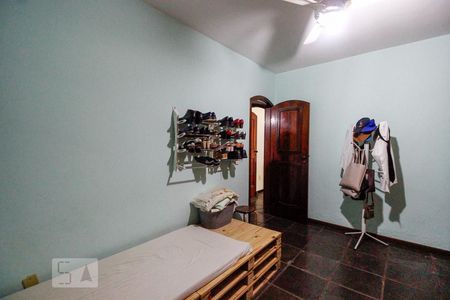 Casa à venda com 500m², 3 quartos e 6 vagasQuarto 2