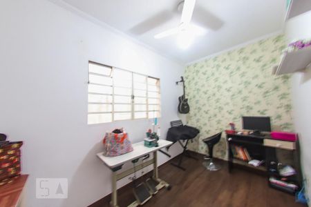 Casa à venda com 120m², 3 quartos e 2 vagas Casa à venda com 120m², 3 quartos e 2 vagasQuarto 2