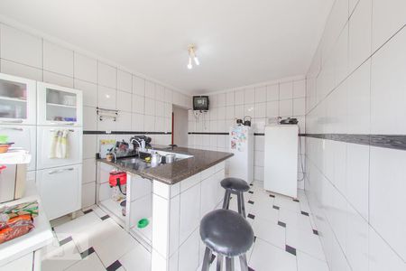 Casa à venda com 120m², 3 quartos e 2 vagas Casa à venda com 120m², 3 quartos e 2 vagasCozinha