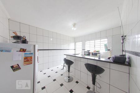 Casa à venda com 120m², 3 quartos e 2 vagas Casa à venda com 120m², 3 quartos e 2 vagasCozinha