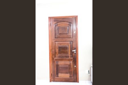 Casa à venda com 120m², 3 quartos e 2 vagas Casa à venda com 120m², 3 quartos e 2 vagasSala