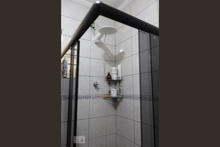 Casa à venda com 120m², 3 quartos e 2 vagas Casa à venda com 120m², 3 quartos e 2 vagasBanheiro