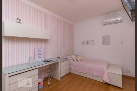 Quarto 2 de casa para alugar com 3 quartos, 360m² em Sagrada Família, Belo Horizonte