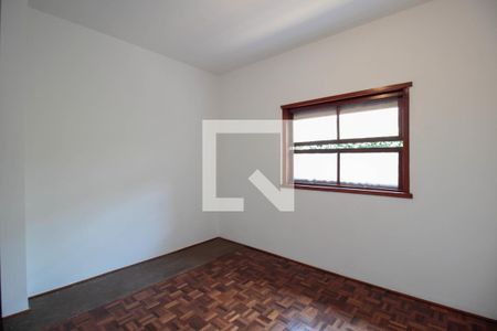 Casa à venda com 450m², 6 quartos e 5 vagas Casa à venda com 450m², 6 quartos e 5 vagasQuarto 2