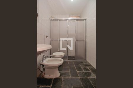 Casa à venda com 450m², 6 quartos e 5 vagas Casa à venda com 450m², 6 quartos e 5 vagasBanheiro da Suíte 3