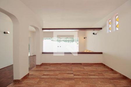 Casa à venda com 450m², 6 quartos e 5 vagas Casa à venda com 450m², 6 quartos e 5 vagasSala 2