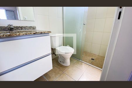 Apartamento para alugar com 58m², 2 quartos e 1 vaga Apartamento para alugar com 58m², 2 quartos e 1 vagaBanheiro da Suíte
