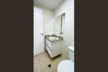 Apartamento para alugar com 58m², 2 quartos e 1 vaga Apartamento para alugar com 58m², 2 quartos e 1 vagaBanheiro