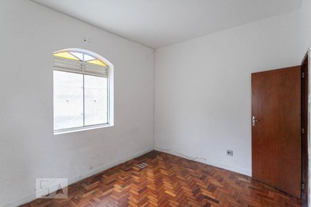 Sala  de casa para alugar com 2 quartos, 80m² em Santa Efigênia, Belo Horizonte