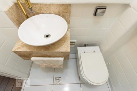 Apartamento à venda com 480m², 4 quartos e sem vaga Apartamento à venda com 480m², 4 quartos e sem vagaBanheiro 1