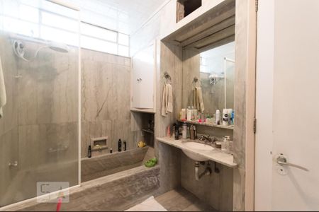 Apartamento à venda com 480m², 4 quartos e sem vaga Apartamento à venda com 480m², 4 quartos e sem vagaBanheiro da Suíte 1