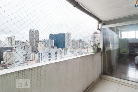Apartamento à venda com 480m², 4 quartos e sem vaga Apartamento à venda com 480m², 4 quartos e sem vagaVaranda da Sala