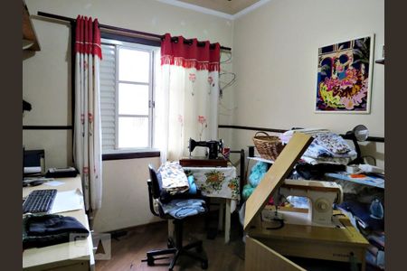 Casa à venda com 118m², 4 quartos e 2 vagasQuarto 3