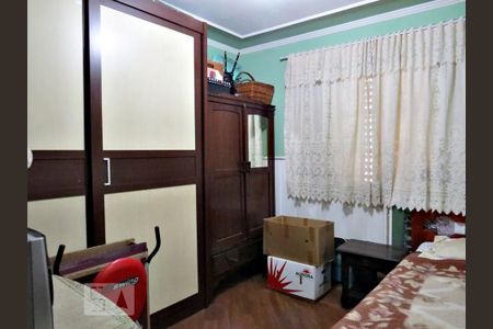 Casa à venda com 118m², 4 quartos e 2 vagasQuarto 2 - Armários