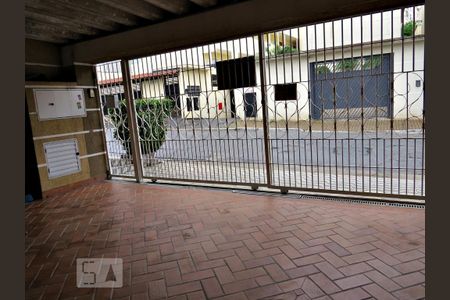 Casa à venda com 118m², 4 quartos e 2 vagasGaragem