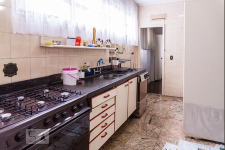 Apartamento para alugar com 430m², 3 quartos e 3 vagas Apartamento para alugar com 430m², 3 quartos e 3 vagasCozinha