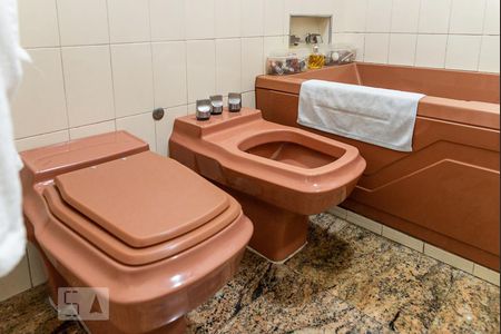 Apartamento para alugar com 430m², 3 quartos e 3 vagas Apartamento para alugar com 430m², 3 quartos e 3 vagasBanheiro Social