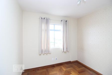 Quarto de apartamento para alugar com 3 quartos, 90m² em Santa Efigênia, Belo Horizonte