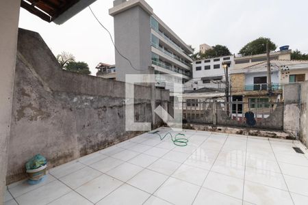 Casa à venda com 195m², 4 quartos e 2 vagas Casa à venda com 195m², 4 quartos e 2 vagasVaranda Quarto 4
