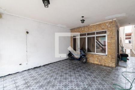 Casa à venda com 195m², 4 quartos e 2 vagas Casa à venda com 195m², 4 quartos e 2 vagasGaragem
