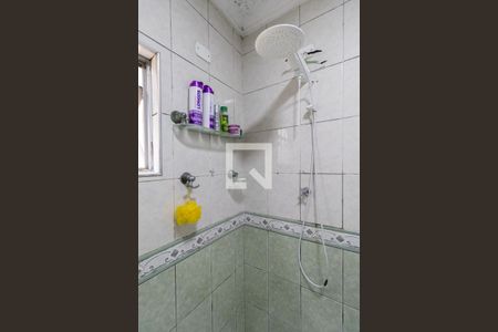 Casa à venda com 195m², 4 quartos e 2 vagas Casa à venda com 195m², 4 quartos e 2 vagasBanheiro