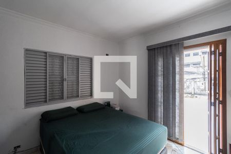 Casa à venda com 195m², 4 quartos e 2 vagas Casa à venda com 195m², 4 quartos e 2 vagasQuarto 4