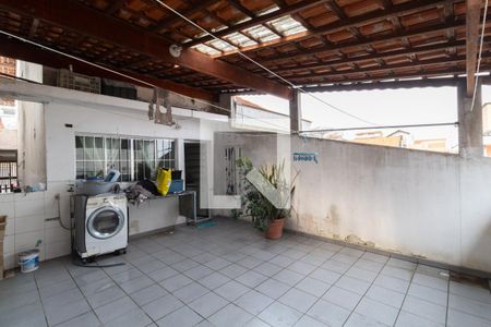 Casa à venda com 195m², 4 quartos e 2 vagas Casa à venda com 195m², 4 quartos e 2 vagasÁrea de Serviço