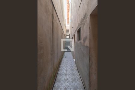 Casa à venda com 195m², 4 quartos e 2 vagas Casa à venda com 195m², 4 quartos e 2 vagasCorredor