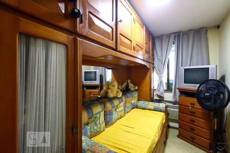 Apartamento à venda com 130m², 4 quartos e 3 vagasQuarto 3