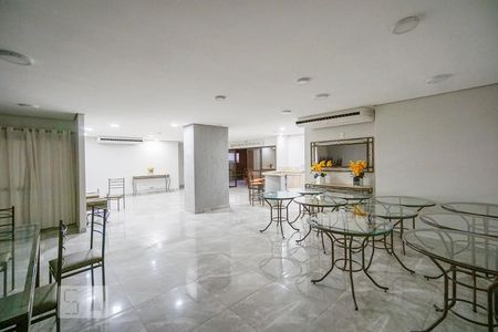 Apartamento à venda com 88m², 3 quartos e 2 vagas Apartamento à venda com 88m², 3 quartos e 2 vagasSalão de festas