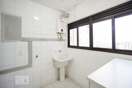 Apartamento à venda com 88m², 3 quartos e 2 vagas Apartamento à venda com 88m², 3 quartos e 2 vagasÁrea de serviço