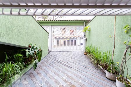 Casa à venda com 260m², 3 quartos e 6 vagas Casa à venda com 260m², 3 quartos e 6 vagasGaragem