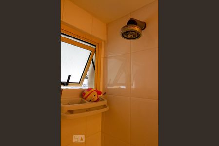 Apartamento à venda com 100m², 3 quartos e 2 vagas Apartamento à venda com 100m², 3 quartos e 2 vagasBanheiro