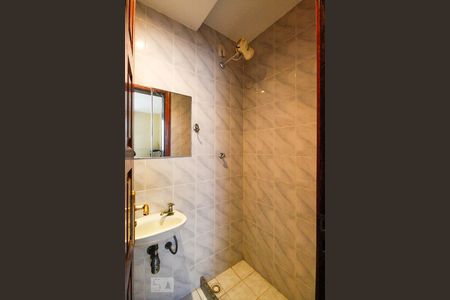 Apartamento à venda com 190m², 3 quartos e 3 vagas Apartamento à venda com 190m², 3 quartos e 3 vagasBanheiro de Serviço