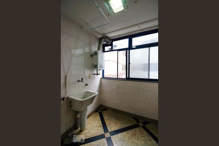 Apartamento à venda com 190m², 3 quartos e 3 vagas Apartamento à venda com 190m², 3 quartos e 3 vagasÁrea de Serviço