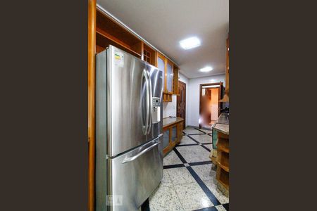 Apartamento à venda com 190m², 3 quartos e 3 vagas Apartamento à venda com 190m², 3 quartos e 3 vagasCozinha