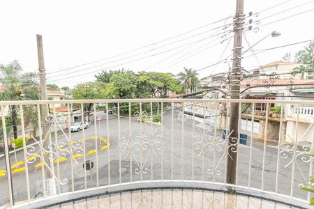 Casa à venda com 195m², 3 quartos e 3 vagasSuíte 1