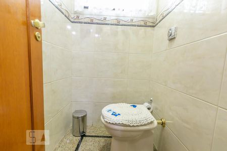 Casa à venda com 195m², 3 quartos e 3 vagasLavabo