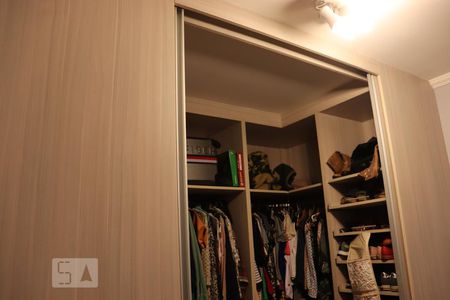 Casa à venda com 196m², 3 quartos e 6 vagasSuíte 3