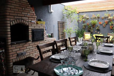 Casa à venda com 196m², 3 quartos e 6 vagasÁrea Gourmet